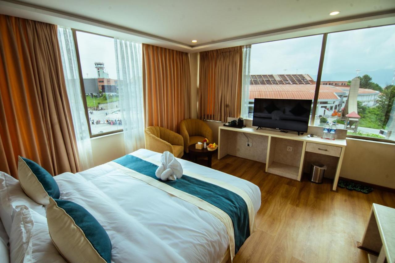 Hotel Black Diamond - Transit Point Inside Hotel Kathmandu Exterior foto